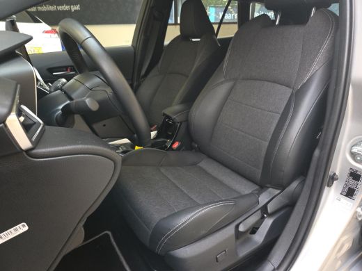 Toyota Corolla Touring Sports Hybrid 140 Dynamic | Apple CarPlay | Parkeersensoren | NL Auto | Rijklaarprijs incl. garantie | ActivLease financial lease