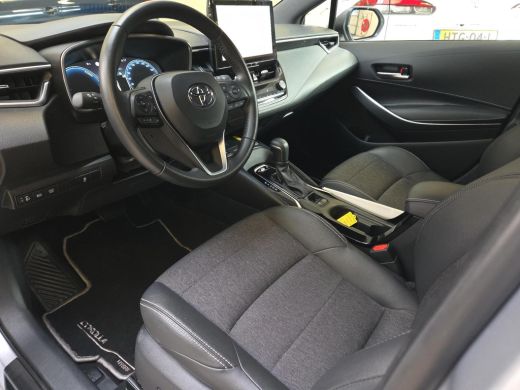 Toyota Corolla Touring Sports Hybrid 140 Dynamic | Apple CarPlay | Parkeersensoren | NL Auto | Rijklaarprijs incl. garantie | ActivLease financial lease