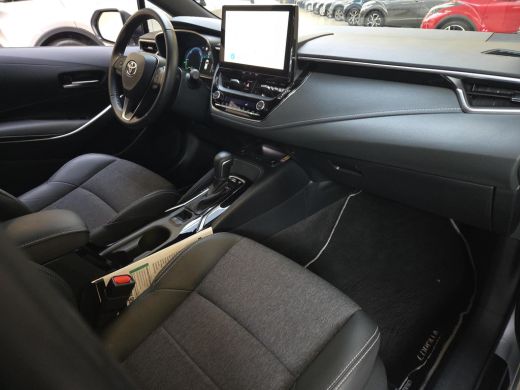 Toyota Corolla Touring Sports Hybrid 140 Dynamic | Apple CarPlay | Parkeersensoren | NL Auto | Rijklaarprijs incl. garantie | ActivLease financial lease