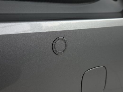 Toyota Corolla Touring Sports Hybrid 140 Dynamic | Apple CarPlay | Parkeersensoren | NL Auto | Rijklaarprijs incl. garantie | ActivLease financial lease