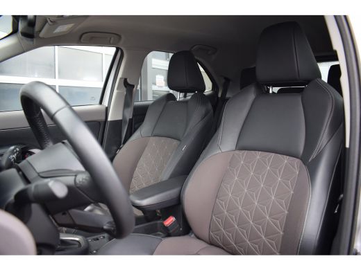 Toyota Yaris Cross 1.5 Hybrid Executive | Two Tone | Apple CarPlay | Half Leer | Stoelverwarming ActivLease financial lease