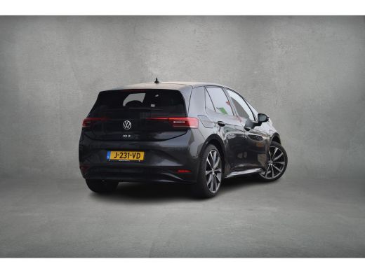 Volkswagen ID.3 First Max 58 kWh | Pano | Stuur- en Stoelverw. | Massage | HUD | 1/10 ActivLease financial lease