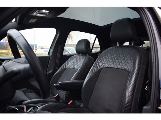 Volkswagen ID.3 First Max 58 kWh | Pano | Stuur- en Stoelverw. | Massage | HUD | 1/10 ActivLease financial lease