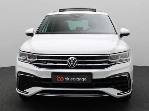 Volkswagen Tiguan 1.4 TSI eHybrid R-Line Business+ 245PK DSG Pano-Schuifdak, SOH 86%, Trekhaak, Leder, Memorystoel,... ActivLease financial lease