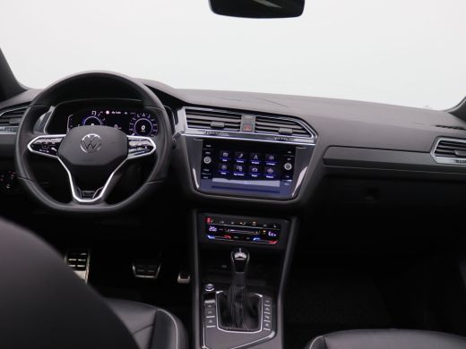 Volkswagen Tiguan 1.4 TSI eHybrid R-Line Business+ 245PK DSG Pano-Schuifdak, SOH 86%, Trekhaak, Leder, Memorystoel,... ActivLease financial lease