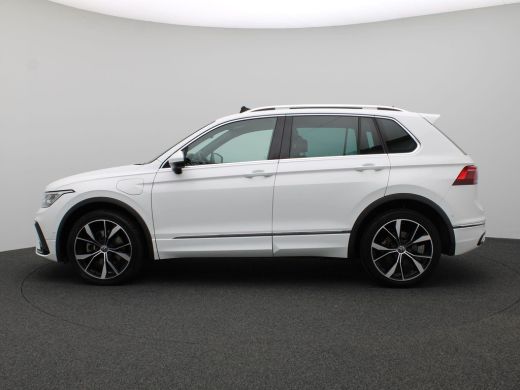 Volkswagen Tiguan 1.4 TSI eHybrid R-Line Business+ 245PK DSG Pano-Schuifdak, SOH 86%, Trekhaak, Leder, Memorystoel,... ActivLease financial lease