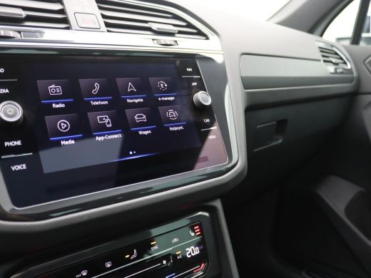 Volkswagen Tiguan 1.4 TSI eHybrid R-Line Business+ 245PK DSG Pano-Schuifdak, SOH 86%, Trekhaak, Leder, Memorystoel,... ActivLease financial lease