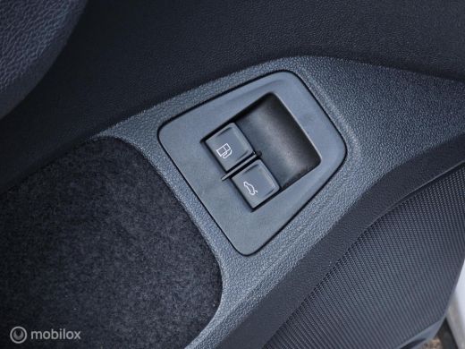 Volkswagen Tiguan 1.4 TSI eHybrid R-Line Panorama/Black style/360/HUD/Memory ActivLease financial lease