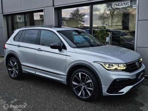 Volkswagen Tiguan 1.4 TSI eHybrid R-Line Panorama/Black style/360/HUD/Memory ActivLease financial lease