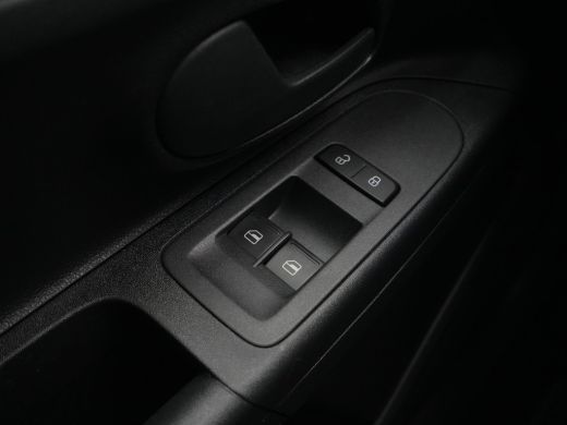 Volkswagen up! 1.0 BMT 60pk take up! Airco 4-deurs 69 ActivLease financial lease