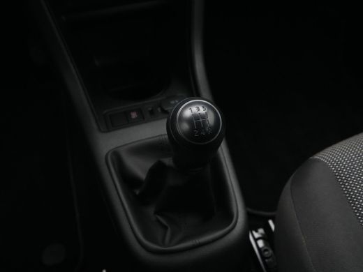 Volkswagen up! 1.0 BMT 60pk take up! Airco 4-deurs 69 ActivLease financial lease