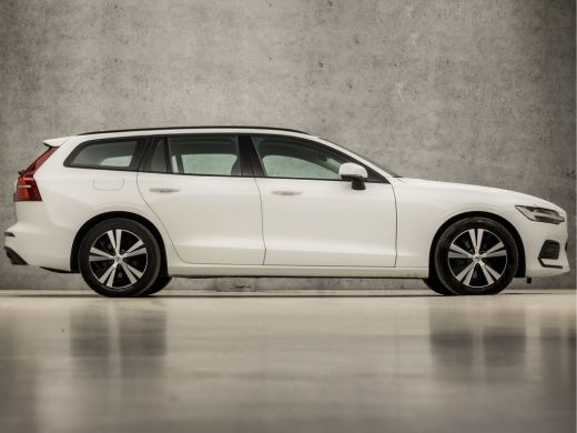 Volvo  V60 2.0 B3 Sport 177Pk Automaat (APPLE CARPLAY, GROOT NAVI, STUUR/STOELVERWARMING, GETINT GLAS, ADAPT... ActivLease financial lease