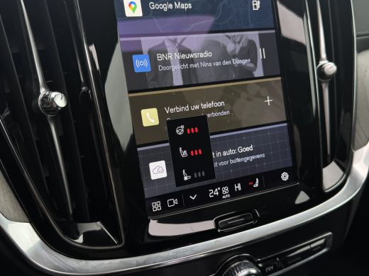 Volvo  V60 2.0 T8 Plug-in hybrid AWD Ultimate Dark | 455pk! | Panoramadak | HU-Display | Massage | Harman/Ka... ActivLease financial lease