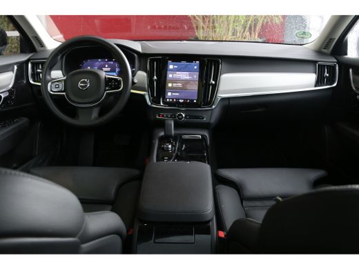 Volvo  V90 2.0 T6 Plug-in hybrid AWD Ultra Dark | Luchtvering | Trekhaak | 360 Camera | Pilot Assist | Panor... ActivLease financial lease