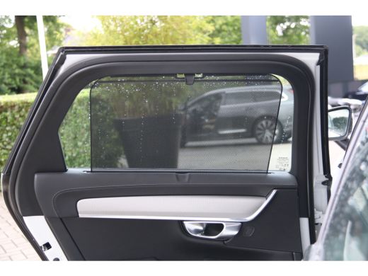 Volvo  V90 2.0 T6 Plug-in hybrid AWD Ultra Dark | Luchtvering | Trekhaak | 360 Camera | Pilot Assist | Panor... ActivLease financial lease