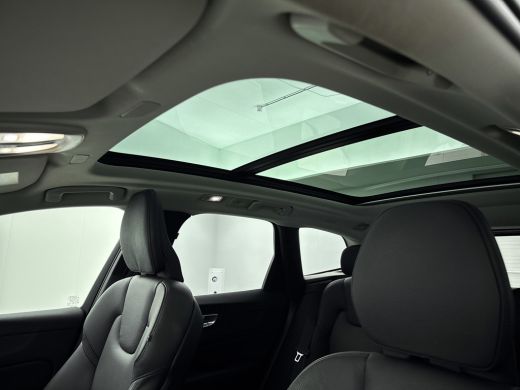 Volvo  XC60 T6 Plug-in hybrid Plus Bright Long Range | Trekhaak | Panoramadak | BLISS | Stoel + Stuurverwarmi... ActivLease financial lease