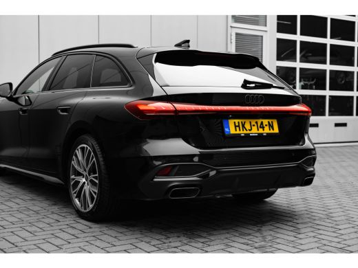 Audi A5 Avant 2.0 TFSI S edition Camera achter | Stoelverw. voor | Optiek pakket zwart | Sfeer verlichting ActivLease financial lease