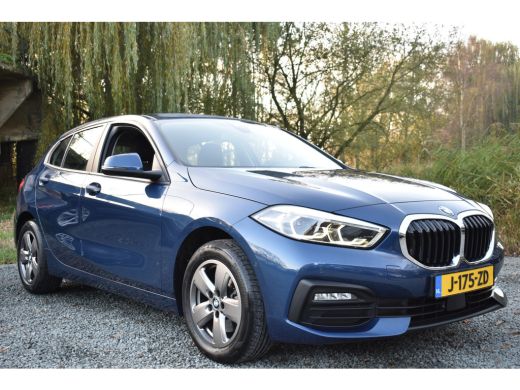BMW 1 Serie 118IA 140PK AUT. EXECUTIVE EDITION HEAD-UP/NAVI/CAMERA ActivLease financial lease