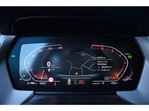 BMW 1 Serie 118IA 140PK AUT. EXECUTIVE EDITION HEAD-UP/NAVI/CAMERA ActivLease financial lease