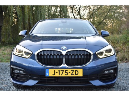 BMW 1 Serie 118IA 140PK AUT. EXECUTIVE EDITION HEAD-UP/NAVI/CAMERA ActivLease financial lease