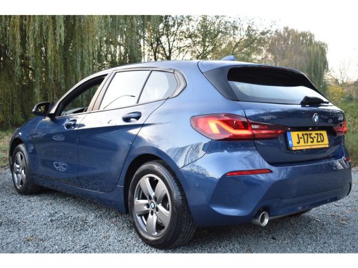 BMW 1 Serie 118IA 140PK AUT. EXECUTIVE EDITION HEAD-UP/NAVI/CAMERA ActivLease financial lease