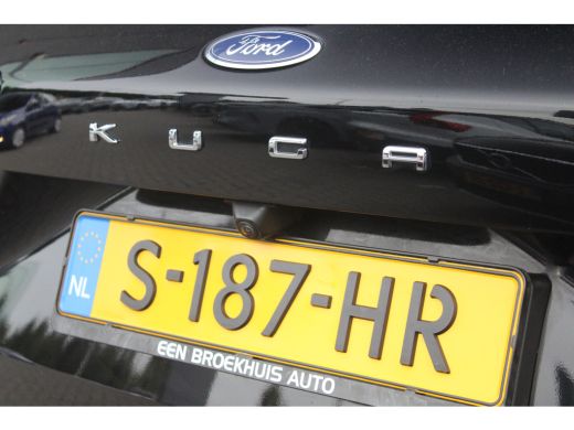Ford Kuga 2.5 PHEV ST-Line | NL-Auto | Standkachel | Clima | Parkeer-camera | 65km voledig electrisch | App... ActivLease financial lease