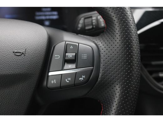 Ford Kuga 2.5 PHEV ST-Line | NL-Auto | Standkachel | Clima | Parkeer-camera | 65km voledig electrisch | App... ActivLease financial lease