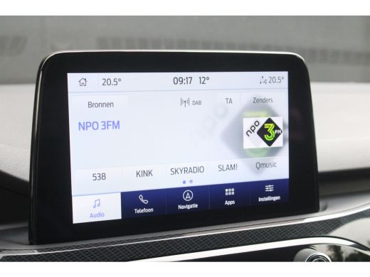 Ford Kuga 2.5 PHEV ST-Line | NL-Auto | Standkachel | Clima | Parkeer-camera | 65km voledig electrisch | App... ActivLease financial lease