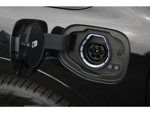 Ford Kuga 2.5 PHEV ST-Line | NL-Auto | Standkachel | Clima | Parkeer-camera | 65km voledig electrisch | App... ActivLease financial lease