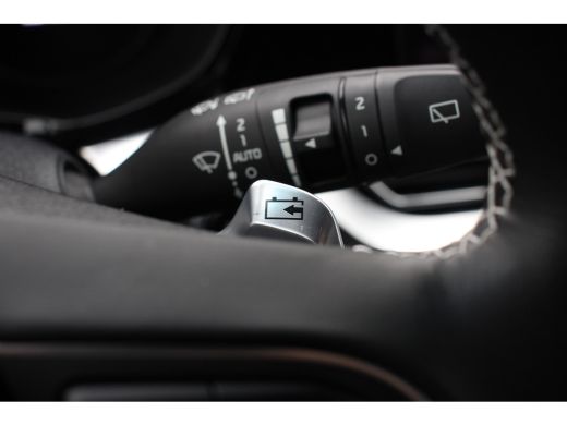 Kia e-Niro DynamicLine 64 kWh | CAMERA | STOEL VERWARM + VERKOELING | ADAPTIVE CRUISE | LEDER | DODE HOEK | ... ActivLease financial lease