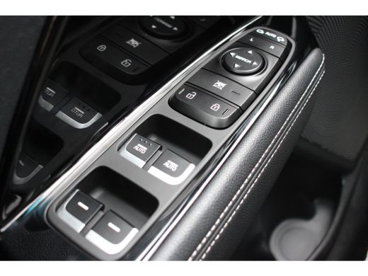 Kia e-Niro DynamicLine 64 kWh | CAMERA | STOEL VERWARM + VERKOELING | ADAPTIVE CRUISE | LEDER | DODE HOEK | ... ActivLease financial lease