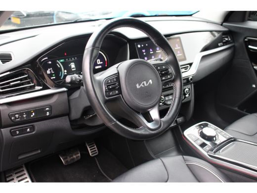 Kia e-Niro DynamicLine 64 kWh | CAMERA | STOEL VERWARM + VERKOELING | ADAPTIVE CRUISE | LEDER | DODE HOEK | ... ActivLease financial lease