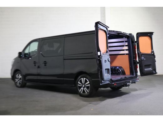 Renault Trafic 2.0 dCi 150pk L2 H1 DC Luxe Black Edition ActivLease financial lease