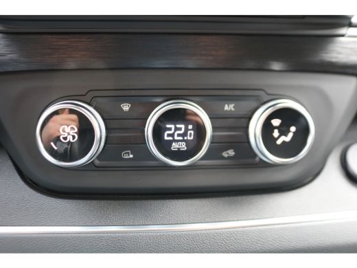 Renault Trafic 2.0 dCi 150pk L2 H1 DC Luxe Black Edition ActivLease financial lease