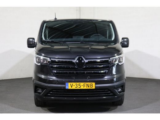 Renault Trafic 2.0 dCi 150pk L2 H1 DC Luxe Black Edition ActivLease financial lease