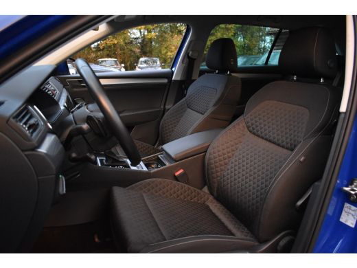 Skoda Superb Combi iV 218PK DSG HYBRID BUSINESS VIRTUAL/NAVI/TREKHAAK ActivLease financial lease