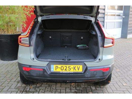 Volvo  C40 Recharge Twin Intro Edition 78 kWh | Harman/Kardon | 360 Camera | Pilot Assist | Panoramadak | 20... ActivLease financial lease