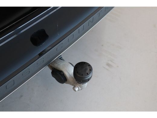 Volvo  V60 Cross Country B5 250PK AWD Ultimate | Pano-dak | 20" | Trekhaak | Massage-/ventilatie | HUD | Ful... ActivLease financial lease