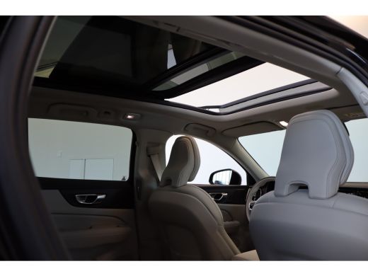 Volvo  V60 Cross Country B5 250PK AWD Ultimate | Pano-dak | 20" | Trekhaak | Massage-/ventilatie | HUD | Ful... ActivLease financial lease