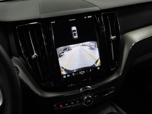 Volvo  XC60 T6 Recharge AWD Plus Dark | Luchtvering | 22" Velgen | Panoramadak | Memory | Pilot Assist ActivLease financial lease