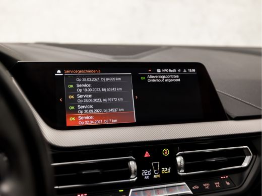 BMW 1 Serie 118i M Sport High Executive Automaat (APPLE CARPLAY, M PAKKET, GROOT NAVI, LEDER, STOELVERWARMING... ActivLease financial lease