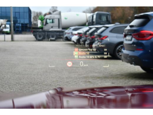 BMW 3 Serie Touring 330e M-Sport Pro LCI-2 Pano Trekh 360 HUD 19inch El-zetels ActivLease financial lease