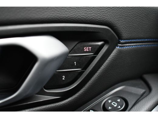 BMW 3 Serie Touring 330e M-Sport Pro LCI-2 Pano Trekh 360 HUD 19inch El-zetels ActivLease financial lease