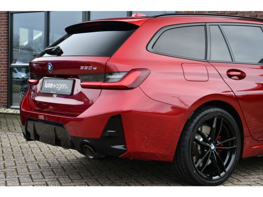 BMW 3 Serie Touring 330e M-Sport Pro LCI-2 Pano Trekh 360 HUD 19inch El-zetels ActivLease financial lease