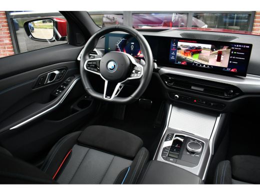 BMW 3 Serie Touring 330e M-Sport Pro LCI-2 Pano Trekh 360 HUD 19inch El-zetels ActivLease financial lease