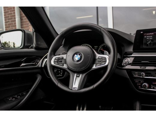 BMW 5 Serie 5-serie M550d xDrive High Executive | incl. BTW | 2e eigenaar | Stoelverwarming & -ventilatie | S... ActivLease financial lease