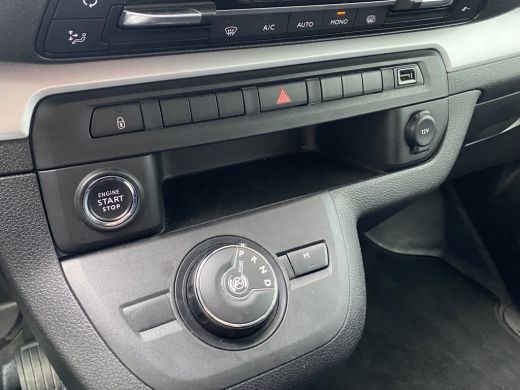 Citroën Jumpy Citro&euml;n 2.0D 180PK L3H1 DC LONG AUTOMAAT / NAVI / CLIMA / LED / PDC / 17" LMV / CAMERA / SIDEBARS... ActivLease financial lease