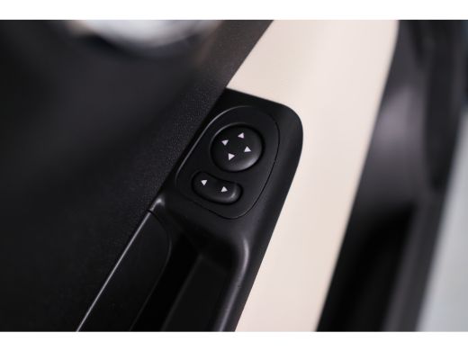 Fiat 500 1.0 Hybrid Dolcevita | Navi By App | Airco | Panorama Dak | Cruise Control | Lichtmetalen Vlegen ... ActivLease financial lease