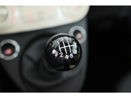 Fiat 500 1.0 Hybrid Dolcevita | Navi By App | Airco | Panorama Dak | Cruise Control | Lichtmetalen Vlegen ... ActivLease financial lease