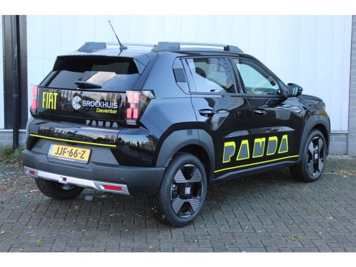 Fiat Grande Panda 1.2 Hybrid La Prima | Achteruitrijcamera | Airco (automatisch) | Apple Carplay/Android Auto|telef... ActivLease financial lease